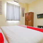 Oyo 1684 Marina Suite Apartment Bali